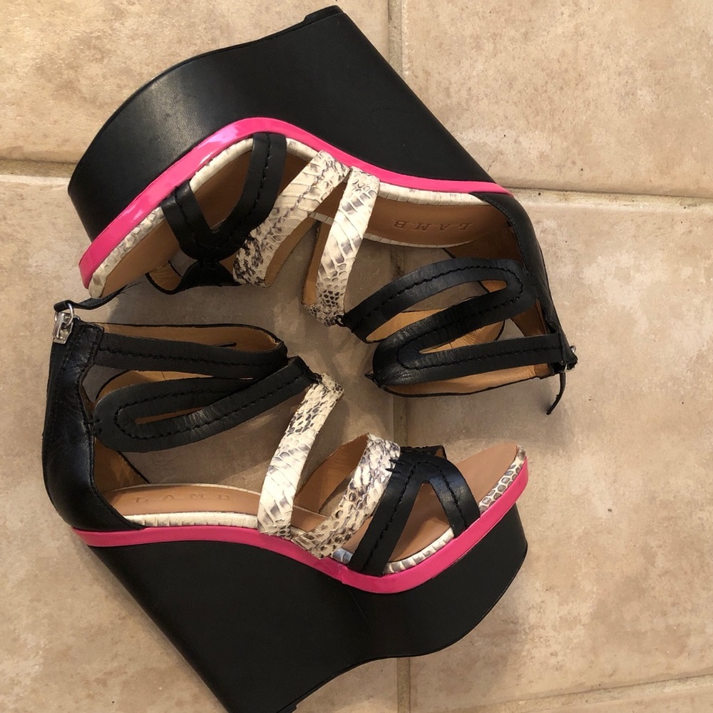 L.A.M.B “Jenelle” Python Wedges Size 7.5